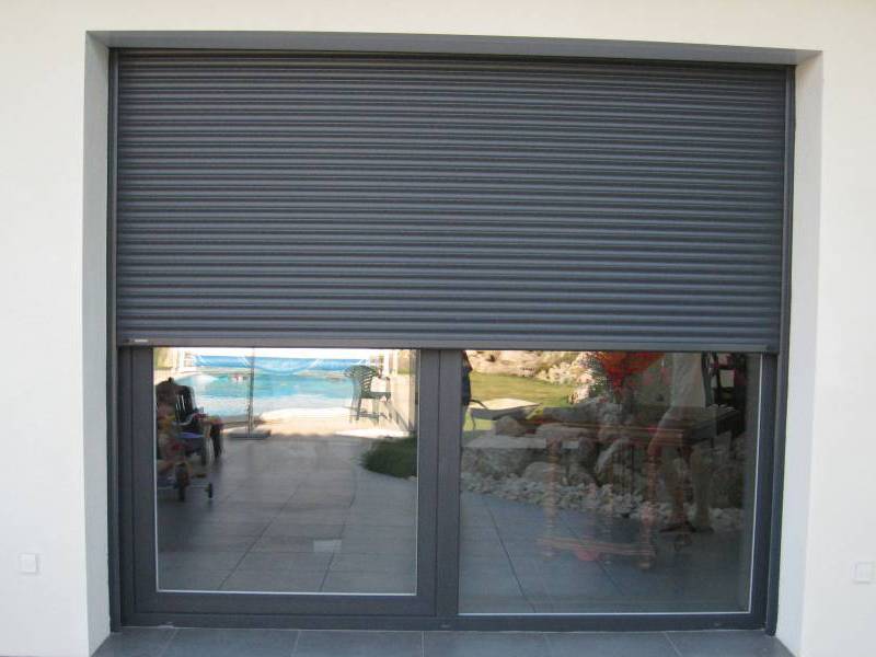 Volets & stores — menuisier à Beauvoir-sur-Niort
